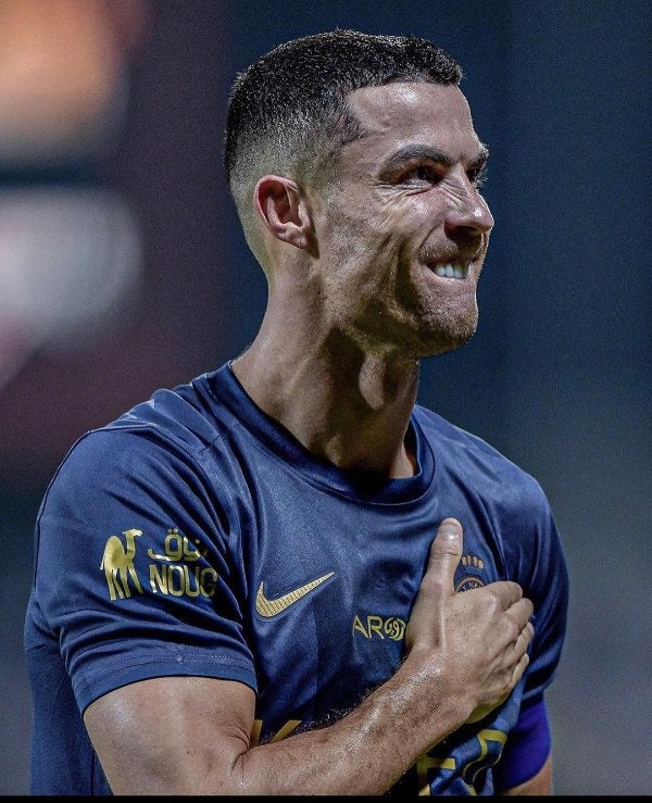 CR7 jugando con Al-Nassr