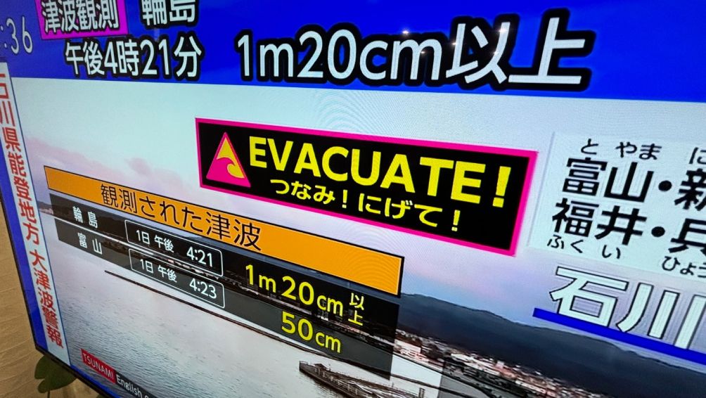 Alerta de Tsunami en la televisión de Japón