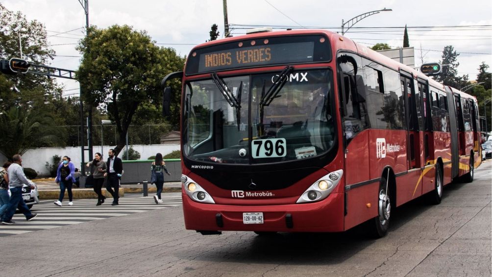 Metrobús también tendrá un horario especial