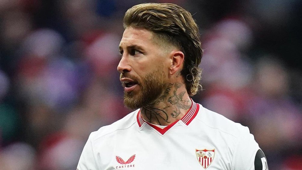 ¡Explota Sergio Ramos! No soportó las criticas y se encara con aficionado del Sevilla