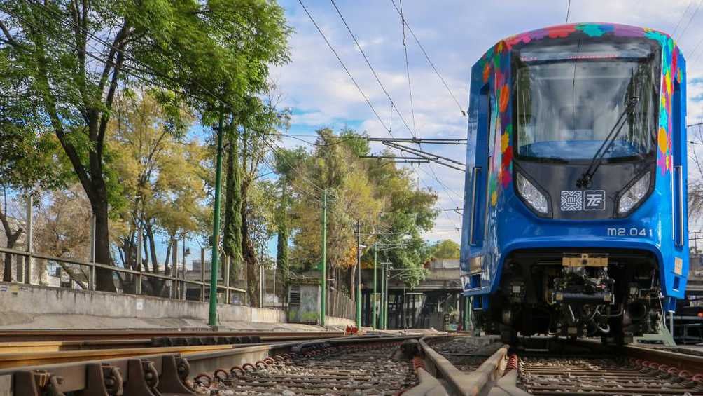 Ponen en marcha el nuevo Tren Ligero de la Ciudad de México 