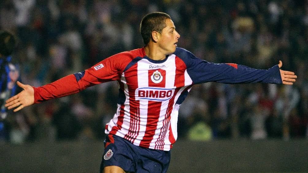 'Chicharito' en su primera etapa con Chivas en la Liga MX