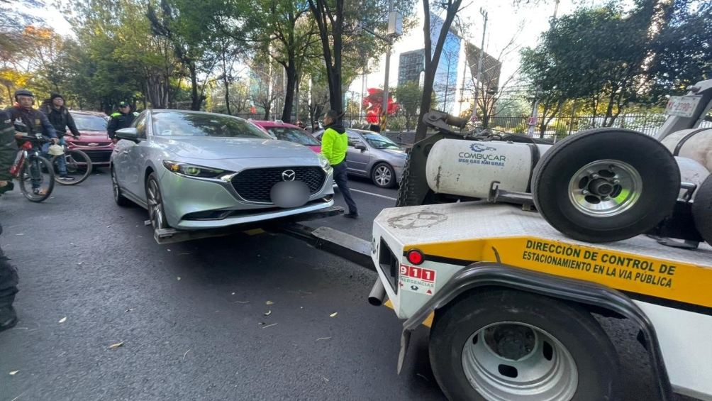 Policia de transito de la Ciudad de México en acción