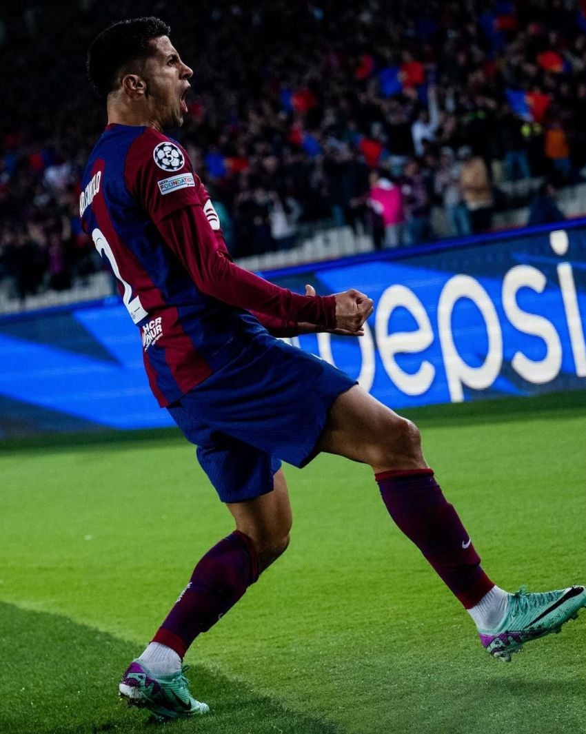 Joao Cancelo se lesionó con el Barcelona