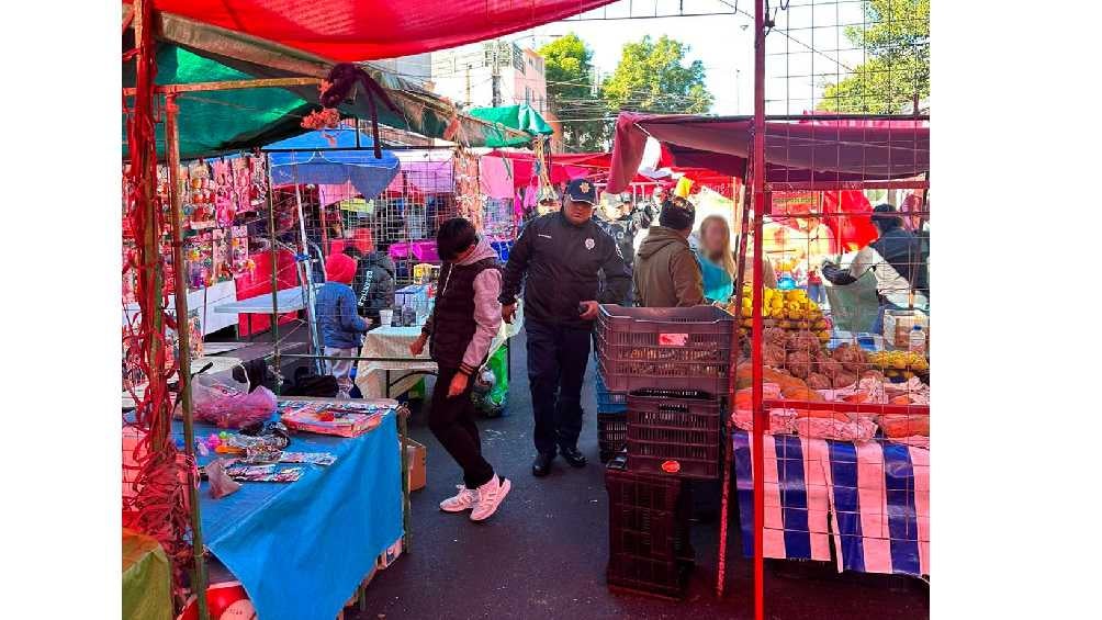 La presencia de efectivos de la SSC también se observa en romerías de la CDMX.