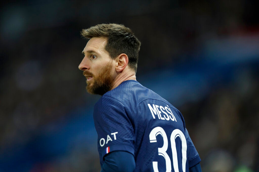 Lionel Messi fue abucheado en Paris 
