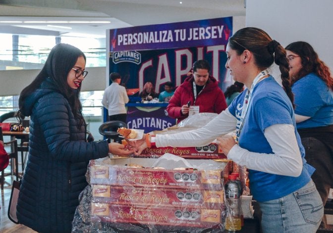 Capitanes CDMX repartieron Rosca de Reyes 