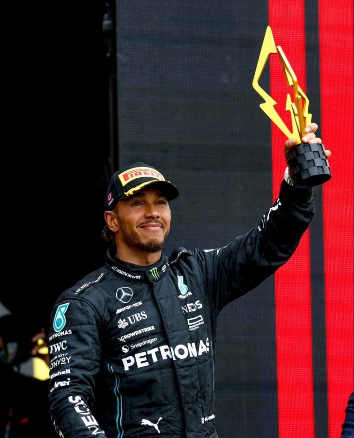 Hamilton no gana una carrera desde 2021