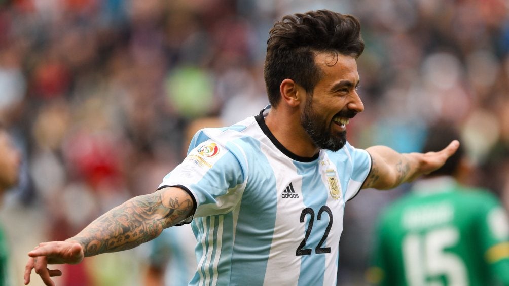 ‘Pocho’ Lavezzi es internado de emergencia, reportan delicado su estado de salud 