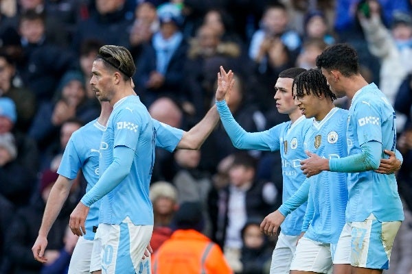 Manchester City venció al Huddersfield Town 