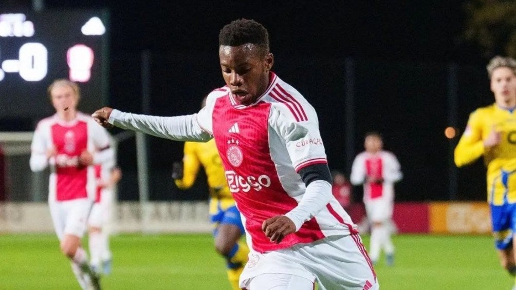 Sevilla amarra a Idumbo Muzambo, joya belga procedente del Ajax