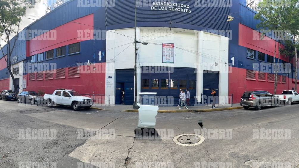 Puerta 1 del Estadio de la Ciudad de los Deportes