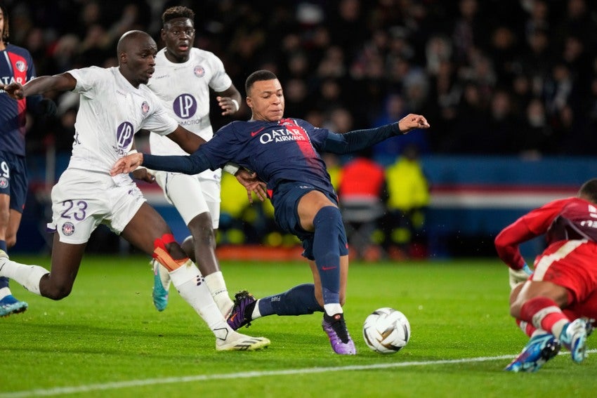 En partido con PSG 