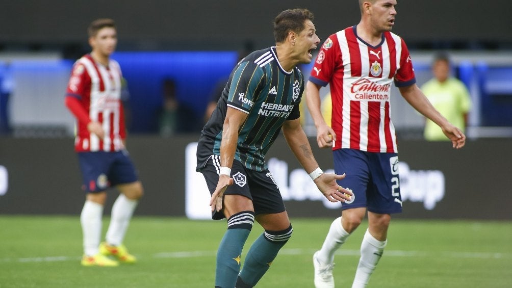 Hernández en partido con LA Galaxy