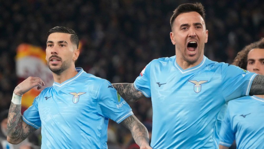 Lazio somete a Roma en Cuartos de Coppa Italia y alarga mala racha de Mourinho en el Derbi