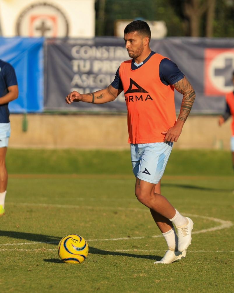 El paraguayo en un entrenamiento en La Noria