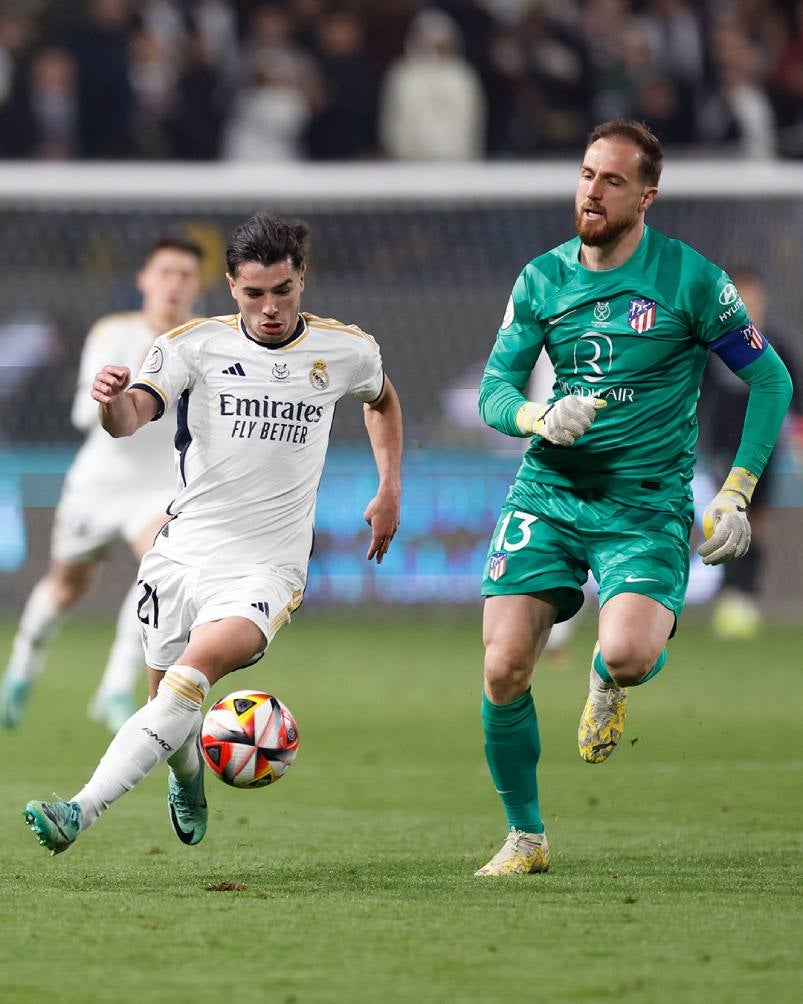 El delantero superó en la carrera a Jan Oblak