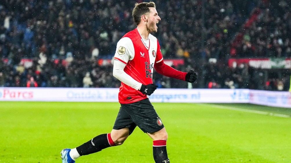 Santi en celebración con Feyenoord