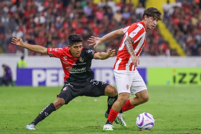 Atlas enfrentando al Sporting de Gijón