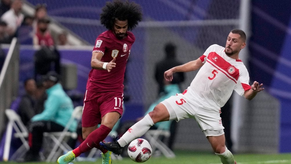 Qatar arranca la Copa Asia con victoria frente a Líbano, el mexicano Lajud no tuvo acción