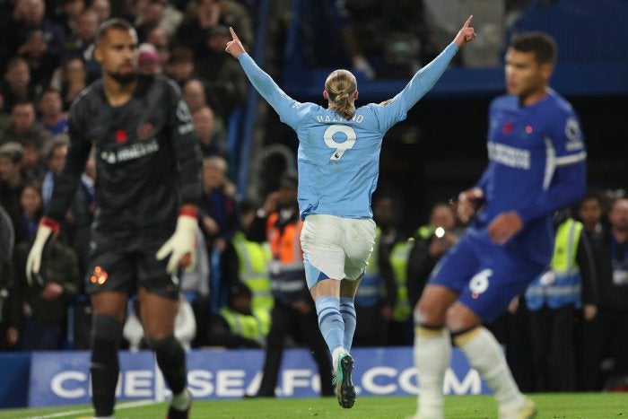 Haaland celebrando su gol 