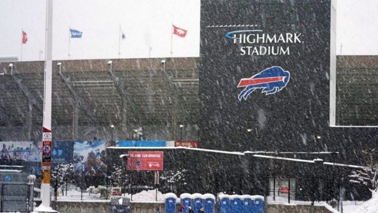 La cancha de los Bills no está en condiciones debido al clima 