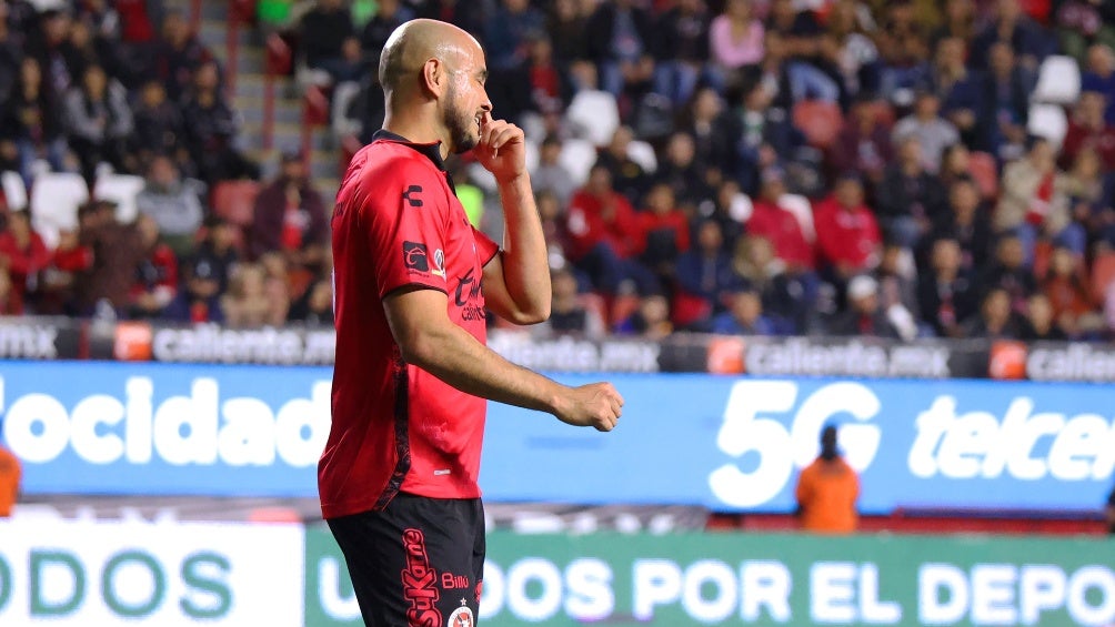 ¿Qué le pasó a 'Cocoliso'? Carlos González recibió golpe ante América y así lució