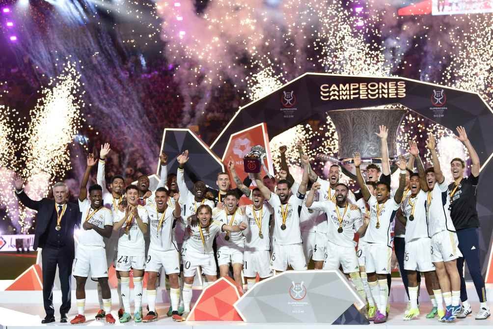 Real Madrid en la celebración de su título