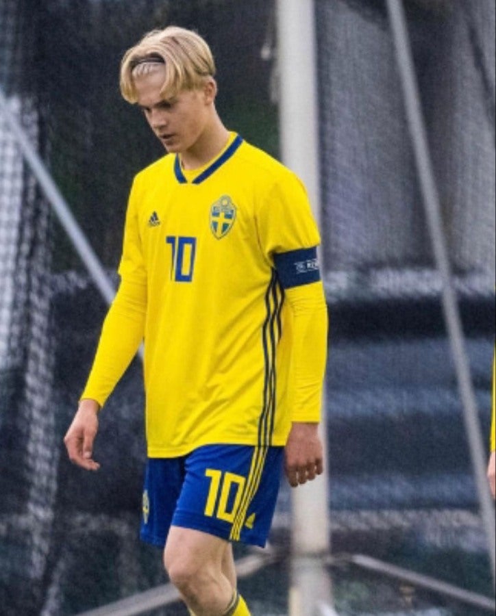 Lucas Bergvall con la Selección de Suecia 