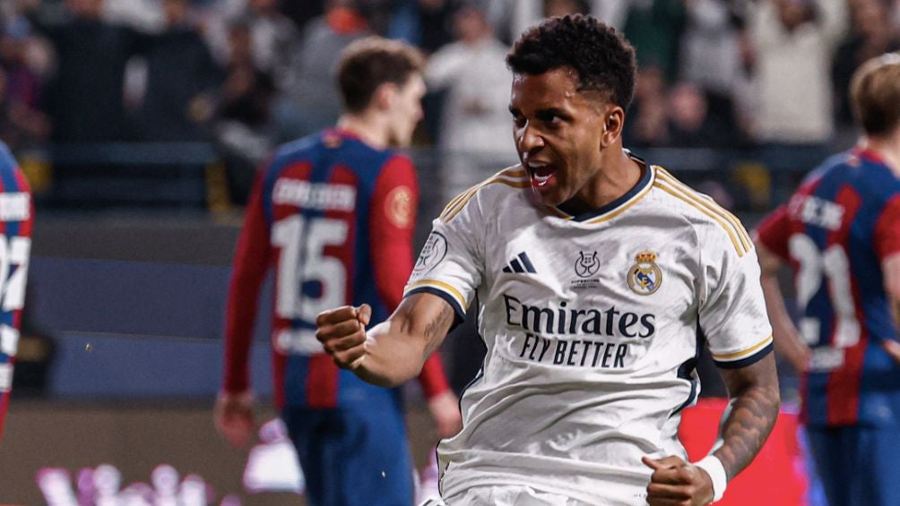 Rodrygo Goes celebra el cuarto gol merengue