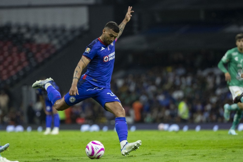 Juan Escobar con Cruz Azul 