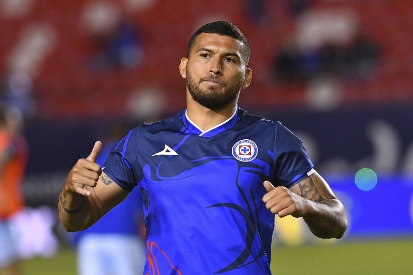 El paraguayo puede abandonar Cruz Azul 