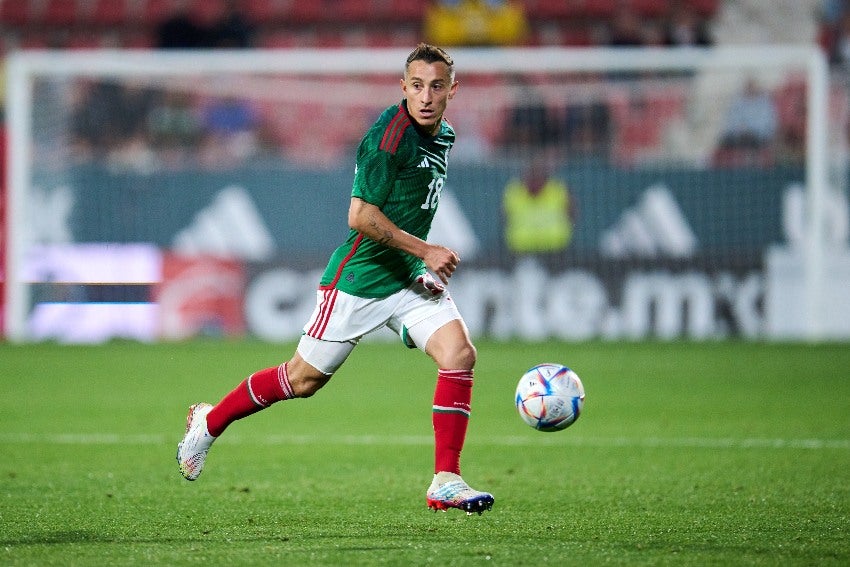 Andrés Guardado en un partido con la Selección Mexicana