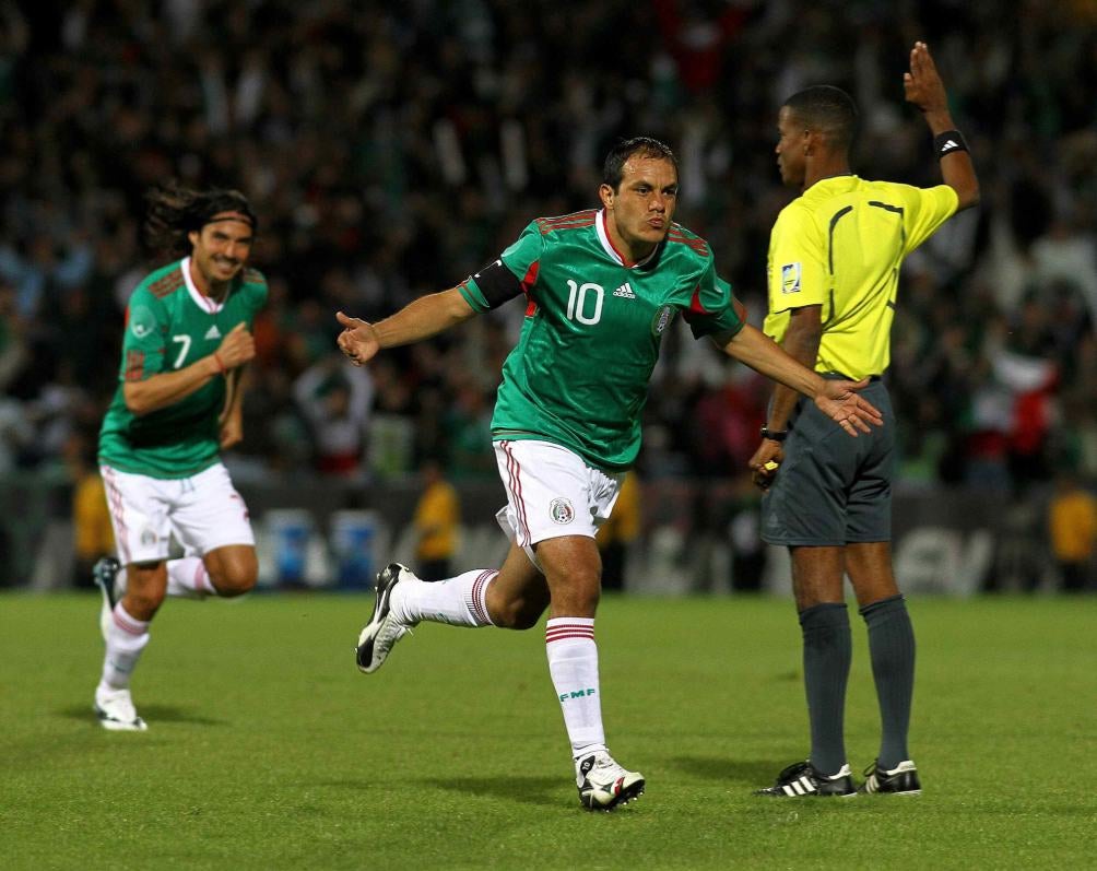 'Cuau' en festejo de gol con el Tricolor