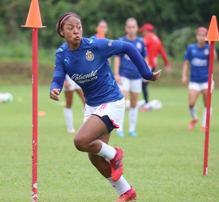 Gualtemateca-mexicana Leslie Ramírez jugó para Chivas Femenil