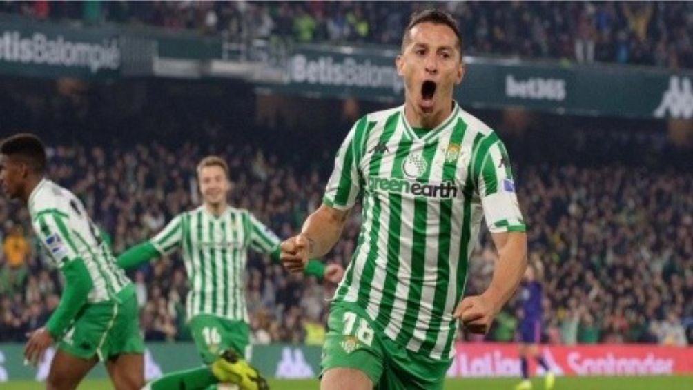 Andres Guardado con el Real Betis