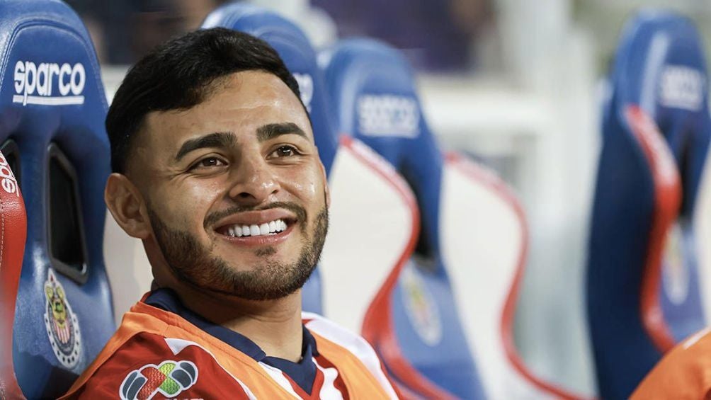 Vega dejó de ser jugador de Chivas