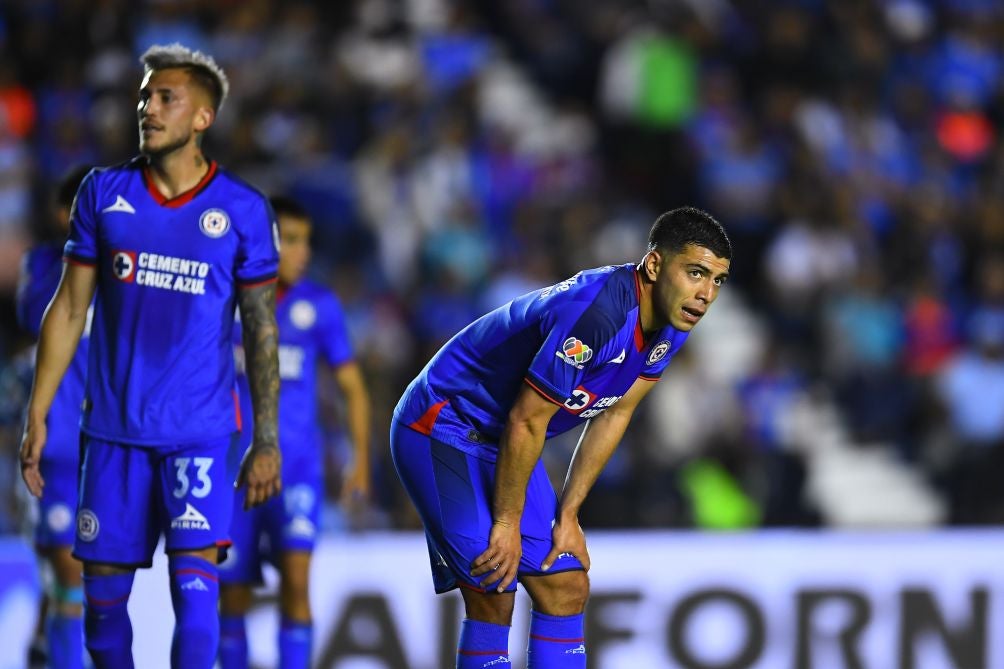 Futbolistas de Cruz Azul se lamentan tras derrota