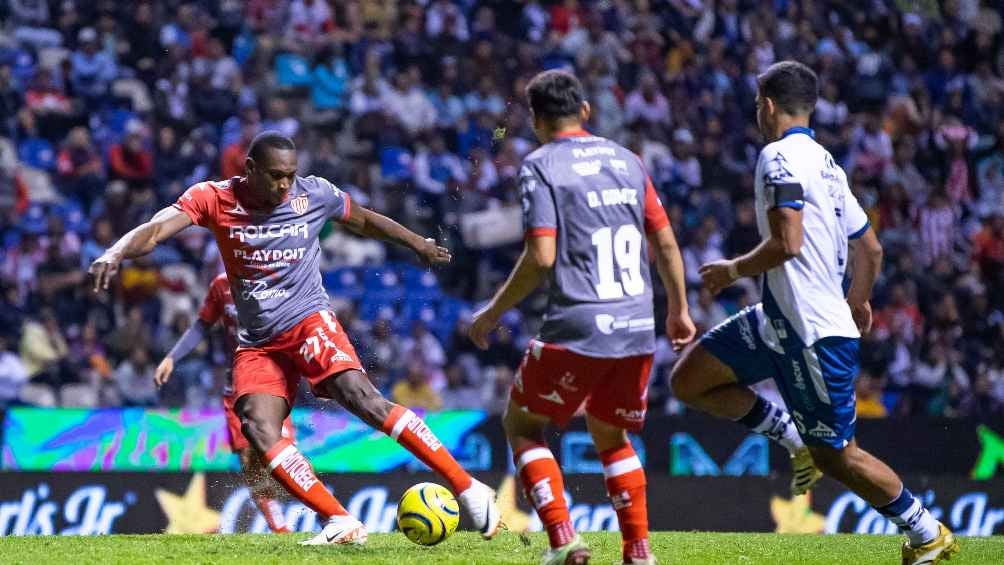 Cambindo busca seguir ganando con Necaxa