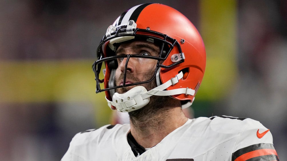 Browns terminó la temporada con su cuarto QB, Joe Flaco