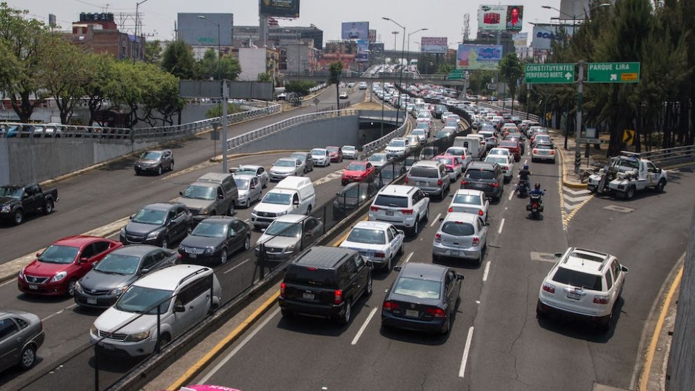 Hoy no circula; revisa que vehículos no pueden circular este lunes 22 de enero