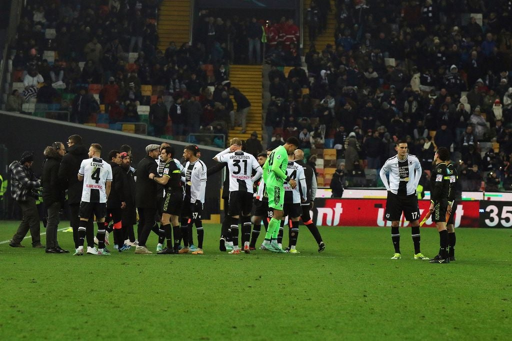 Udinese tendrá que disputar su próximo partido de local sin público