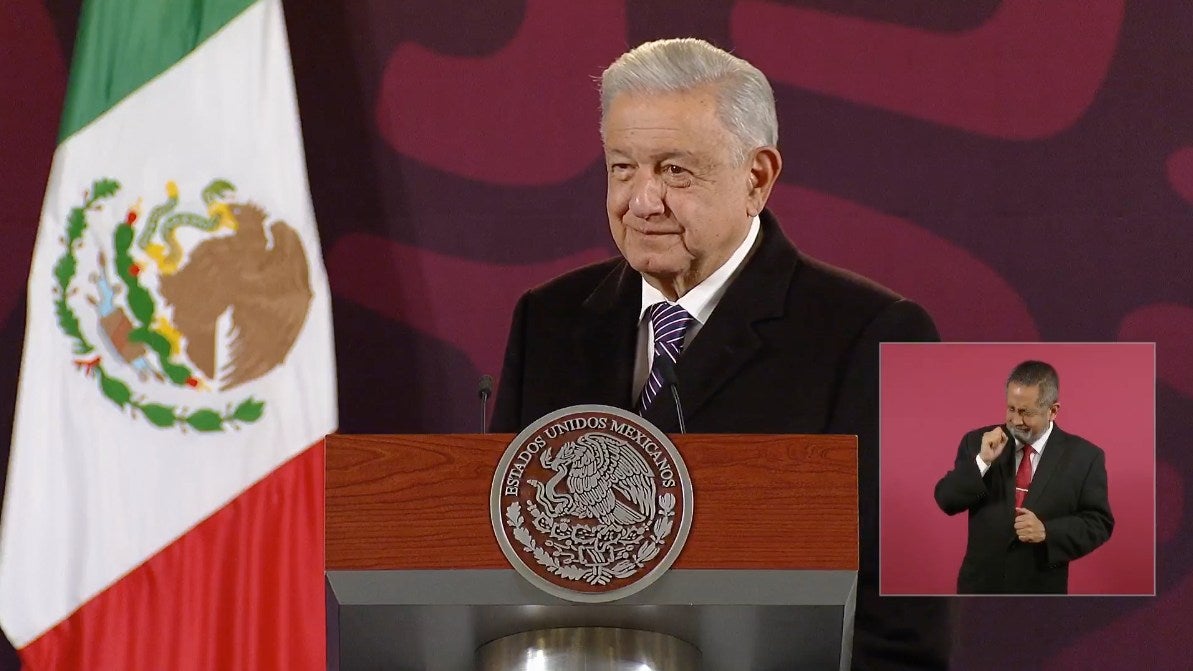 López Obrador pide a los mexicanos no perder sus valores para no caer en las drogas.