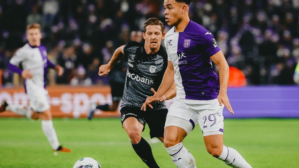 Partido entre Anderlecht y Genk se repetirá por error del VAR