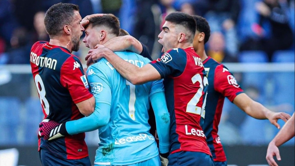 Genoa, con Johan Vásquez como titular, remontó ante Lecce y confirma racha positiva en Serie A