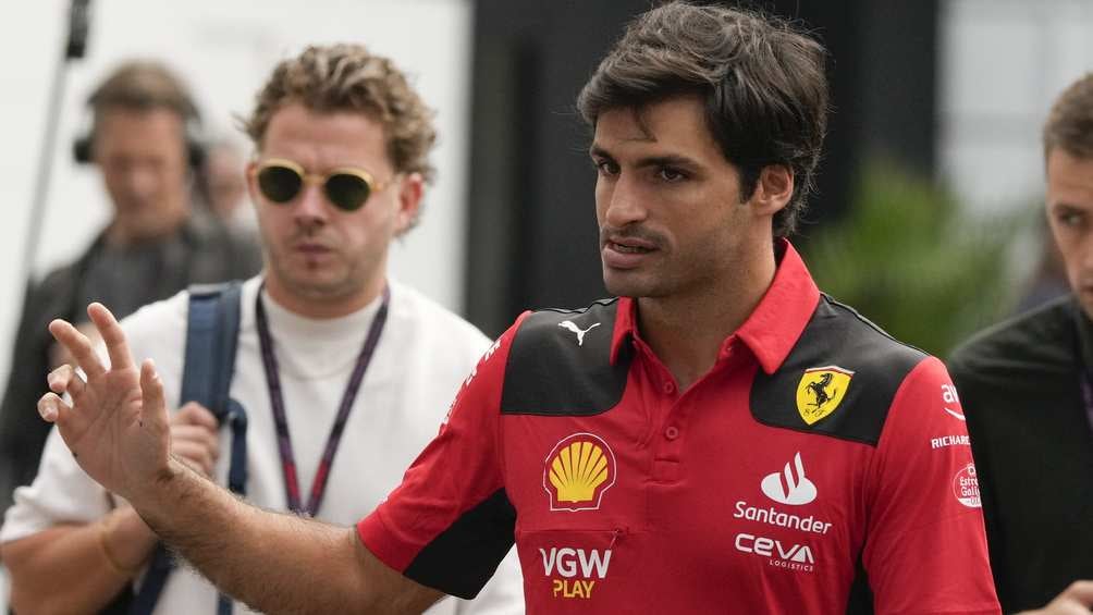 Carlos Sainz correrá su última temporada en Ferrari 