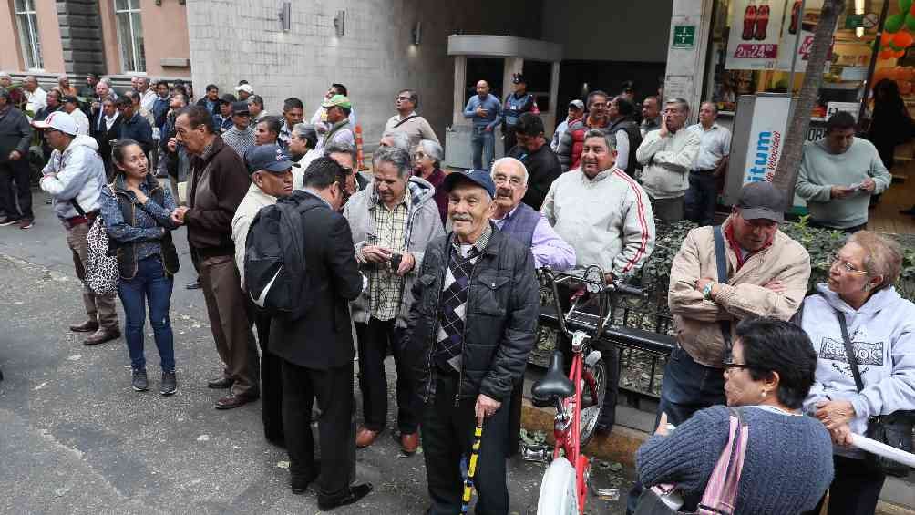 El aumento a las pensiones de trabajadores jubilados es de las propuestas mejor recibidas. 