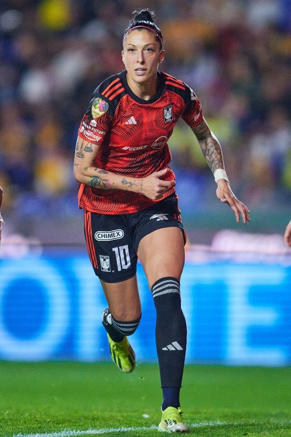 Jenni Hermoso, jugadora de Tigres Femenil