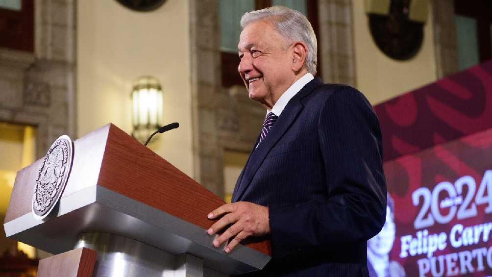 AMLO dio un adelanto de lo que vendrá en su próximo libro, titulado 'Gracias'. 