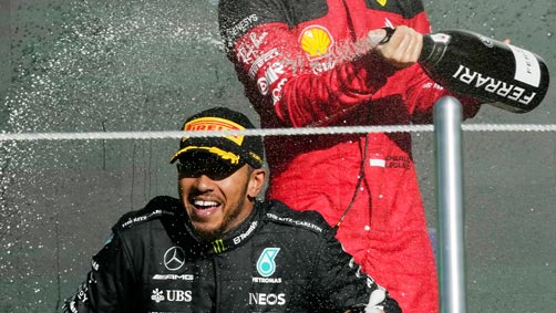 Tras más de una década, Hamilton deja Mercedes y llega a Ferrari